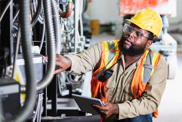Best Electrical Contractors for Businesses  in Centrevle, IL